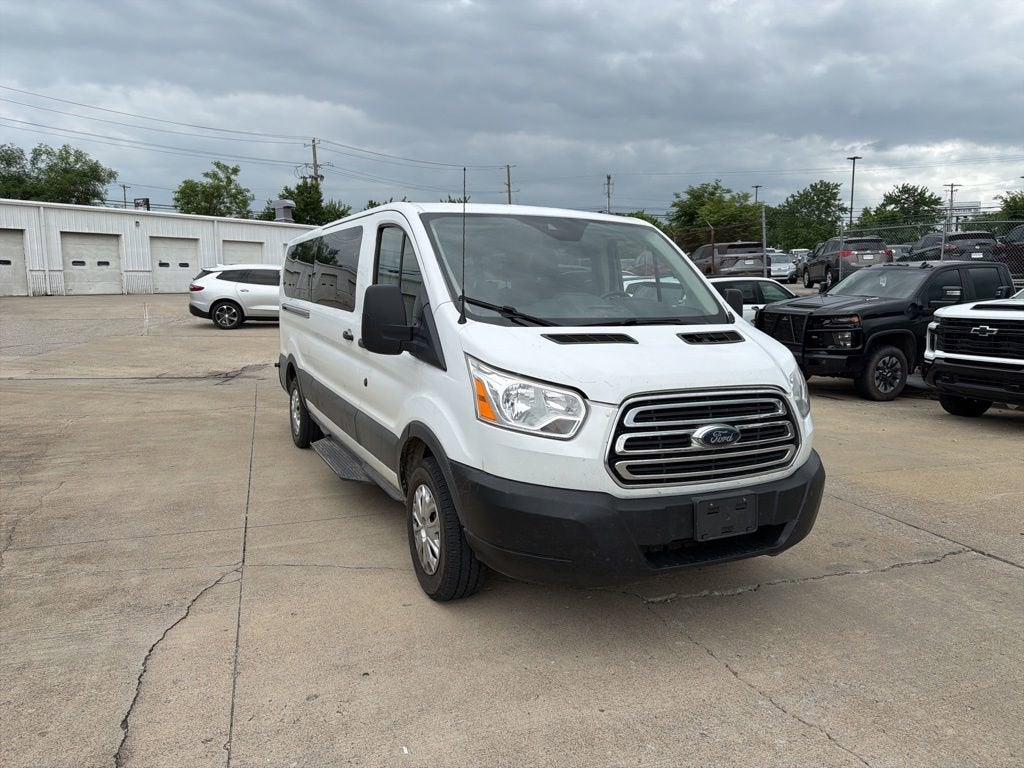 ford transit wagon 2017 1FBZX2YM4HKB04971 image ford transit wagon 2017 1FBZX2YM4HKB04971 image